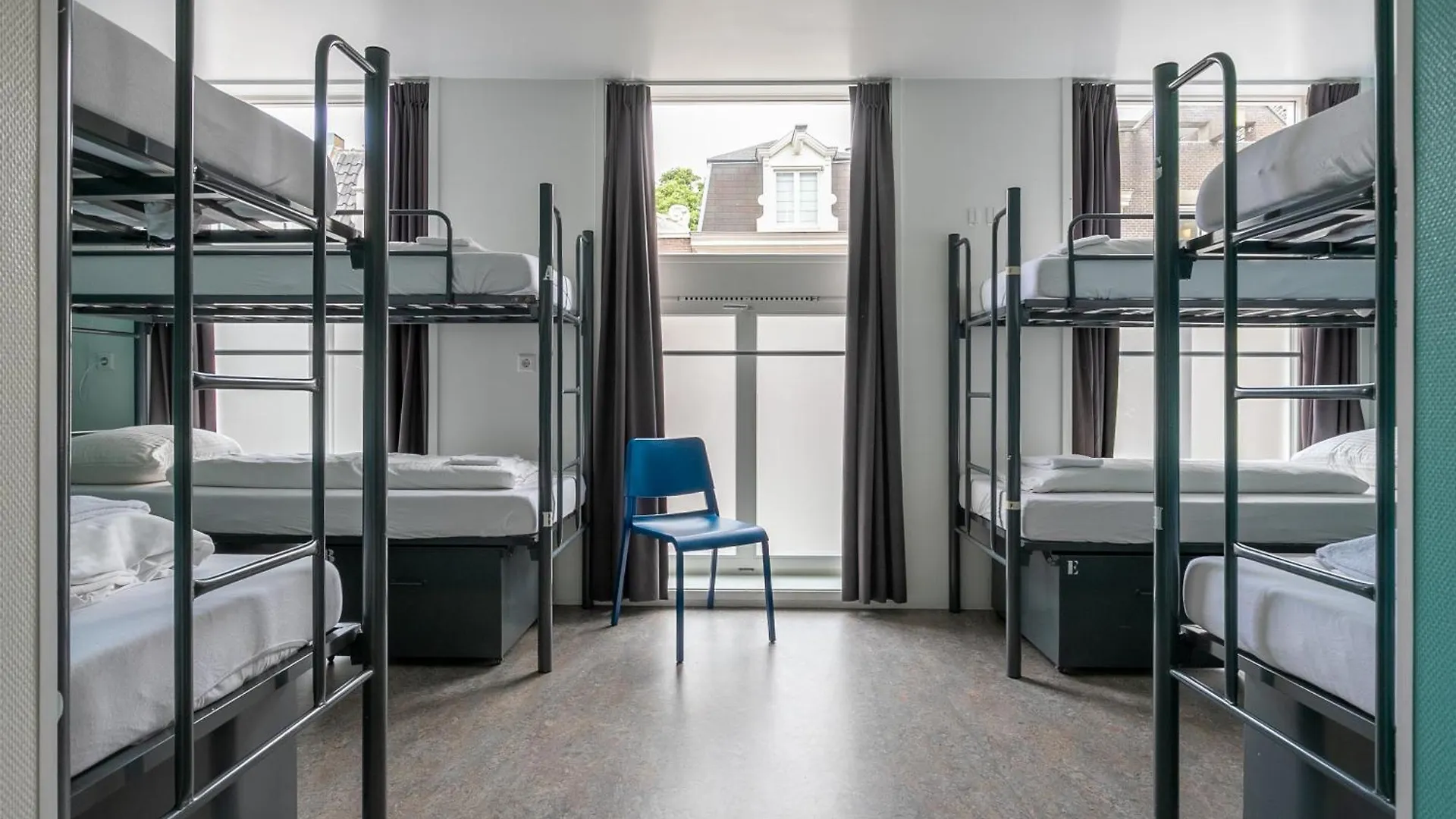 Hans Brinker Hostel Amsterdam