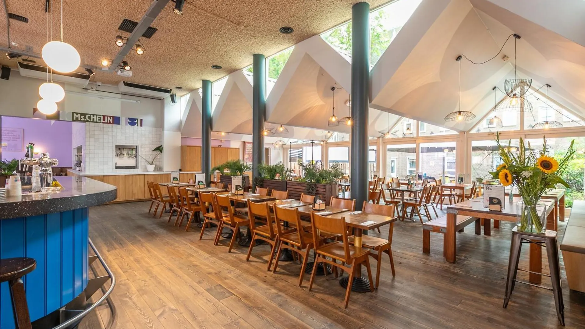 Hans Brinker Hostel Amsterdam