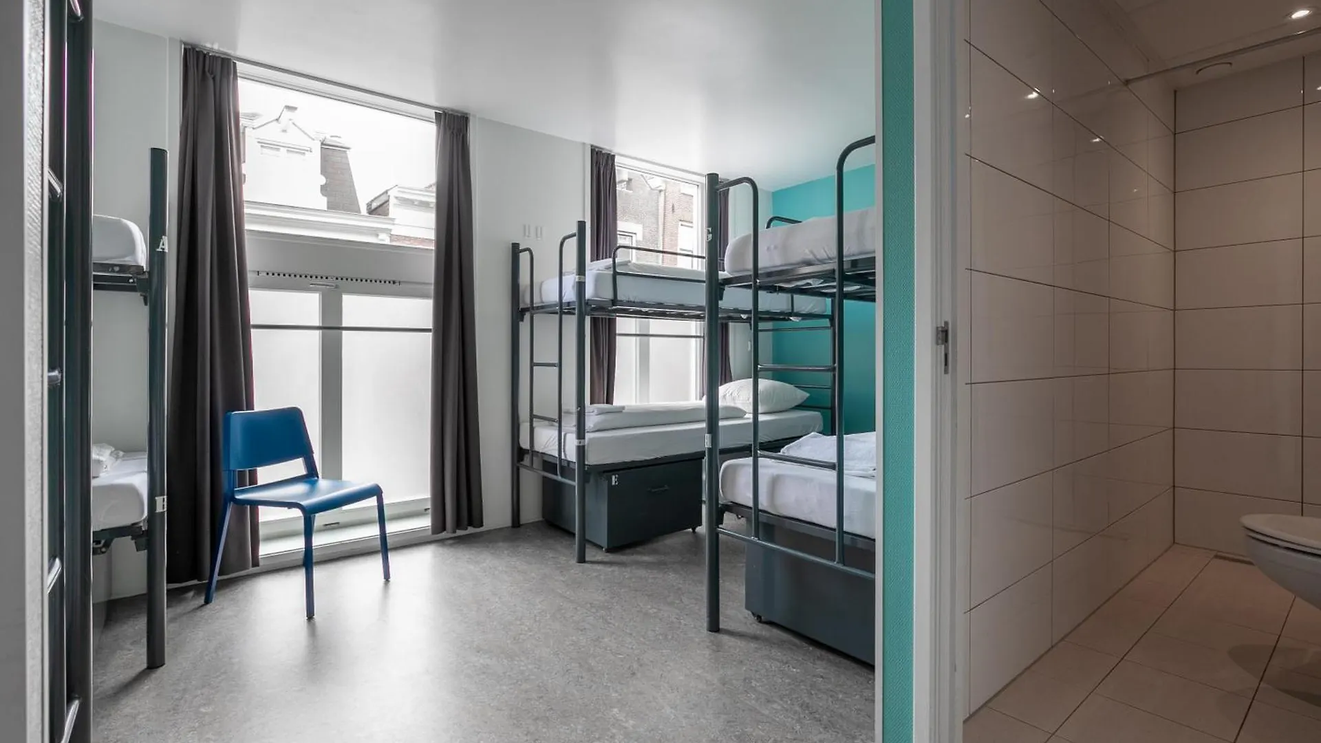 Hans Brinker Hostel Amsterdam
