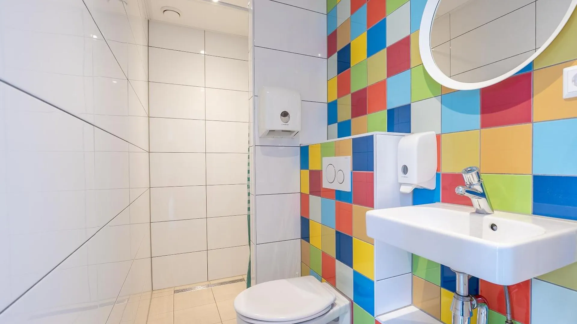Hans Brinker Hostel Amsterdam